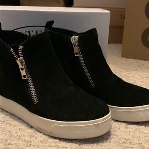 Steve Madden wedge sneaker